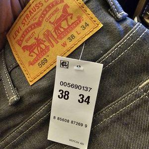 Levis 569